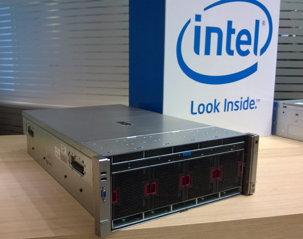 Intel Xeon E7 v2, CPU ad alte prestazioni per data center e i big data