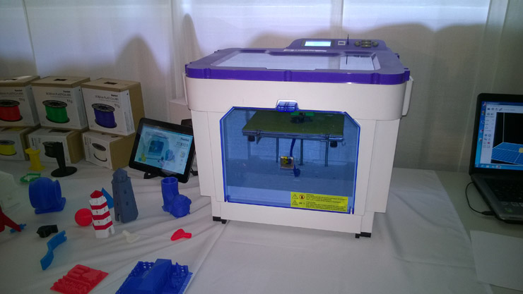 Hamlet 3DX100, la stampante 3D per le scuole e le PMI