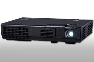 NEC L102W, videoproiettore compatto per presentazioni in mobilità
