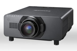 Panasonic PT-DZ16K, elevata luminosità per ambienti professionali
