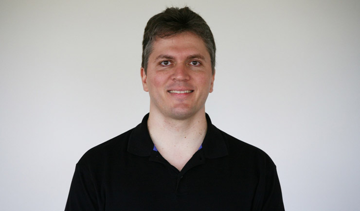 Curt Wilson, Senior Research Analyst, Arbor Security Engineering Response Team (ASERT) di Arbor Networks