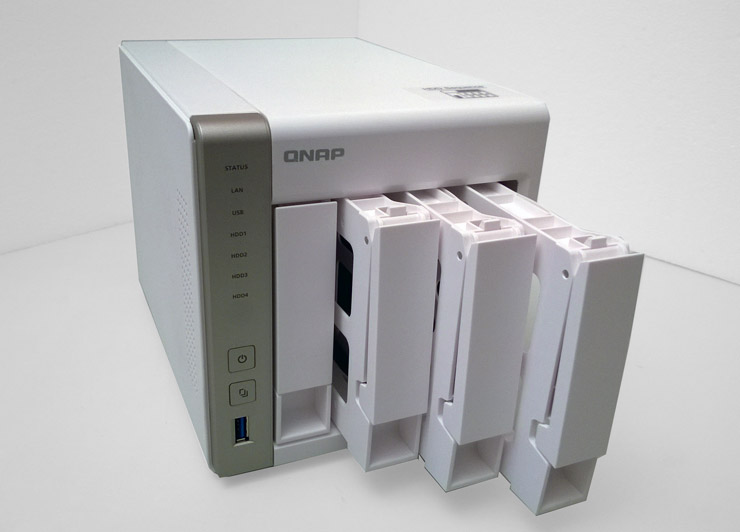 QNAP Turbo NAS TS-451 e UX-500P