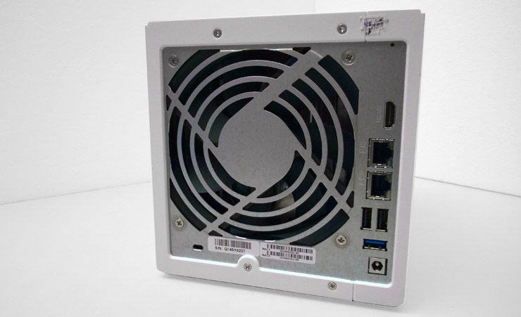 QNAP Turbo NAS TS-451 e UX-500P
