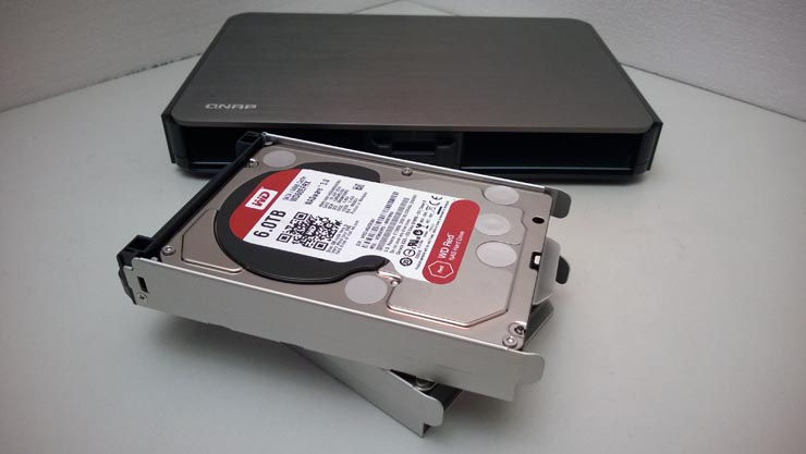 QNAP HS-251, il NAS fanless silenzioso e versatile