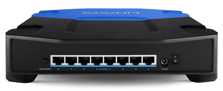 Linksys WRT SE4008, switch compatto per i piccoli uffici
