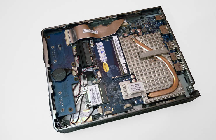 Shuttle XS36V4, il miniPC fanless "mille usi"