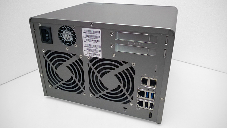 QNAP TVS-671, architettura Intel Core e performance elevate