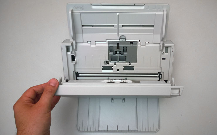 Fujitsu SP-1130, lo scanner documentale veloce e abbordabile