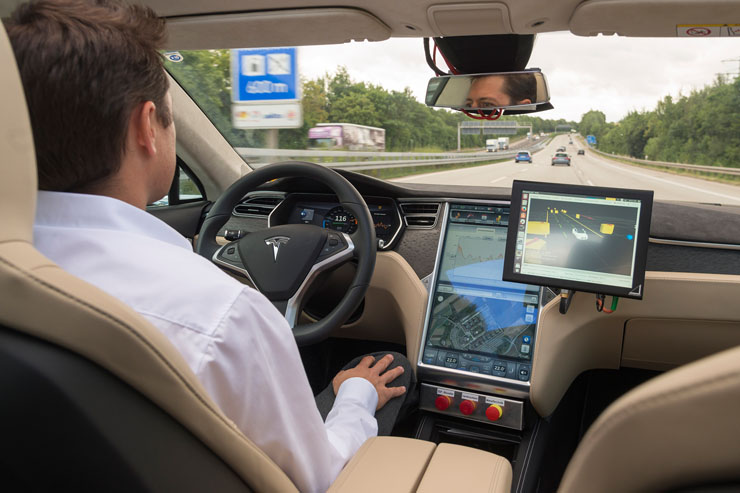 Bosch e TomTom, il futuro della guida automatizzata