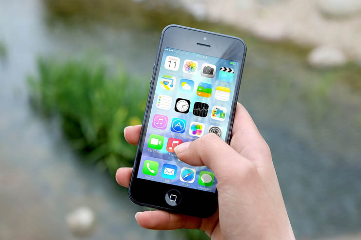 Symantec, raddoppiano le minacce per smartphone e tablet iOS