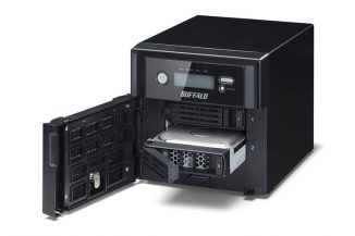 Buffalo TeraStation 5200DSP, drive WD Purple e supporto Axis