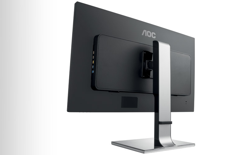 AOC U3277PQU, monitor 4K semiprofessionale a buon prezzo