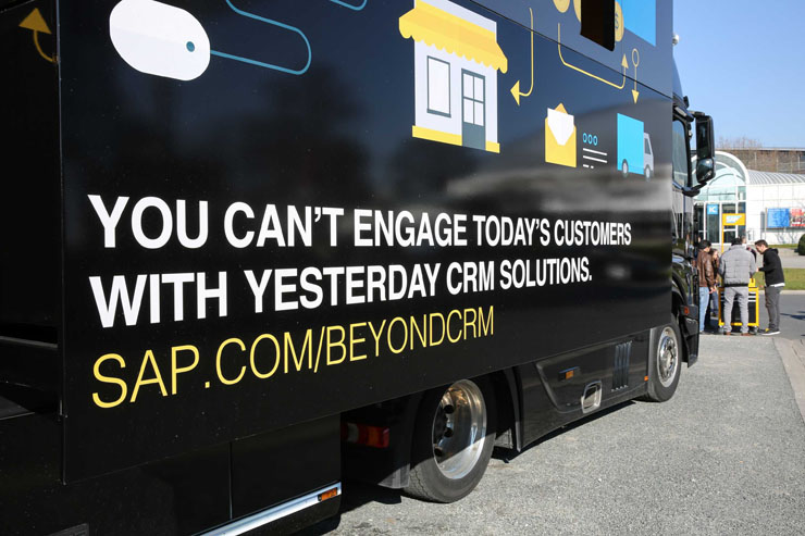 SAP Hybris “Beyond CRM Truck”, oltre il Customer Relationship Management