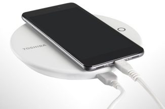 Toshiba Canvio for Smartphone, ricarica e backup in un sol colpo