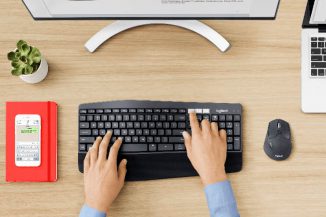 Logitech MK850, tastiera e mouse sincronizzati con DuoLink