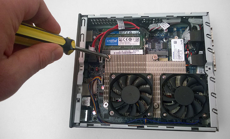 Shuttle XPC DQ170, il barebone con supporto Intel vPro