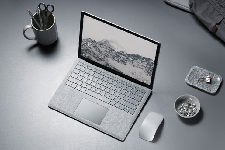 Microsoft svela Windows 10 S e i nuovi Surface Microsoft svela Windows 10 S e i nuovi Surface