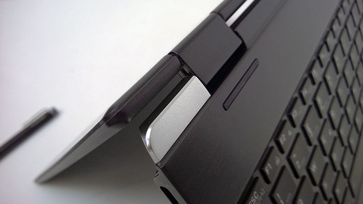 Toshiba Portégé X20W-D-10P, l’ultraportable per il management