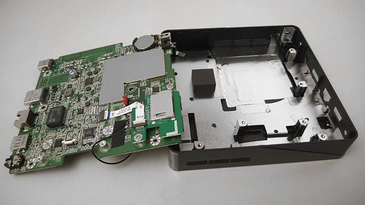 Shuttle XPC nano NS02A, l’Android “tascabile” per il signage
