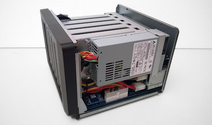 Synology DS1517+, il NAS per la virtualizzazione con supporto BTRFS