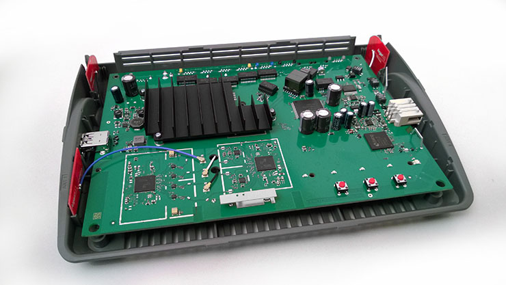 AVM FRITZ!Box 7590, l’evoluzione del router xDSL