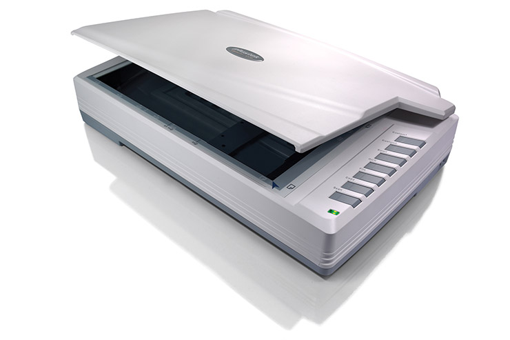 Plustek OpticPro A320L, scanner A3 per il business moderno Plustek OpticPro A320L, scanner A3 per il business moderno