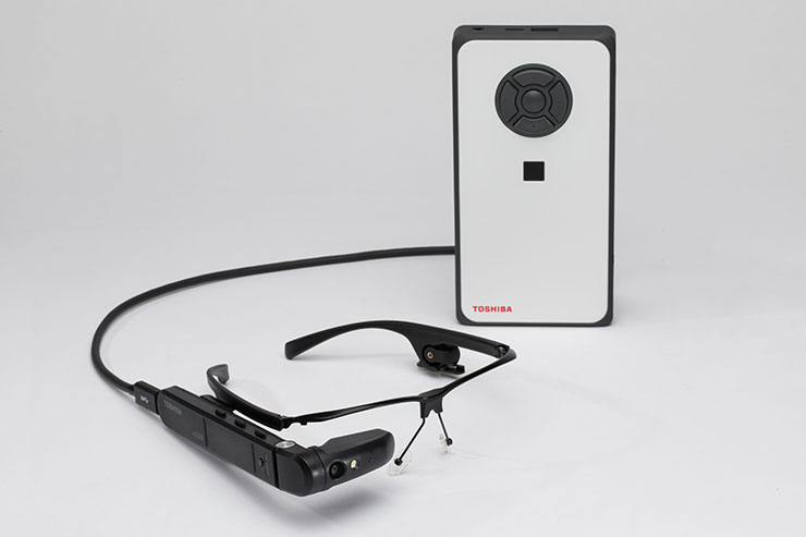 Toshiba dynaEdge DE-100, wearable per la realtà assistita