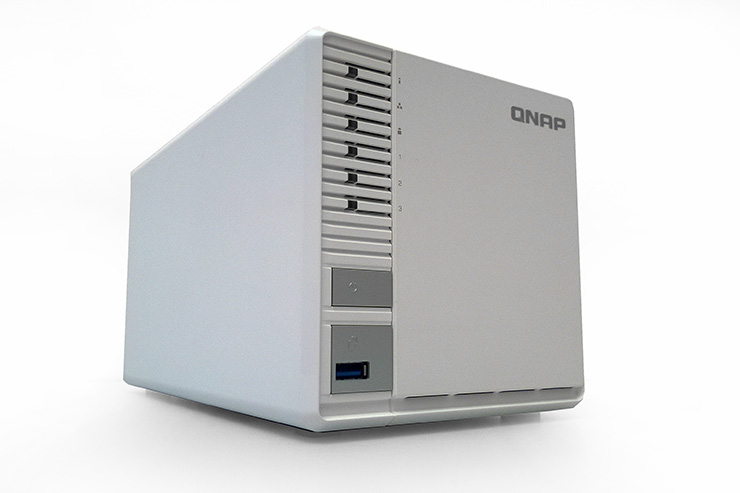 QNAP TS-328, supporto RAID 5 per le microimprese