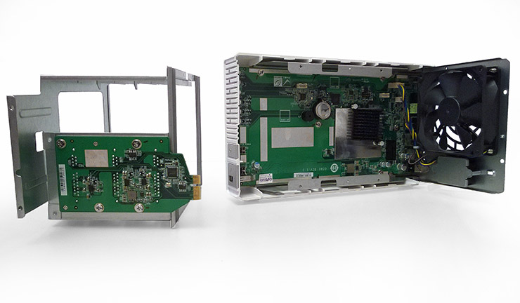 QNAP TS-328, supporto RAID 5 per le microimprese