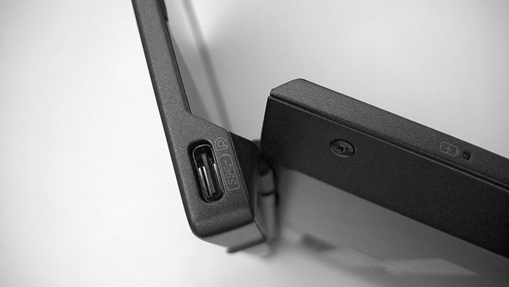 Asus Pro B9440UA, mobilità estrema per lo smart business