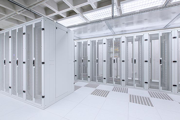 Rosenberger OSI guarda ad est e si allea con Dimension Data