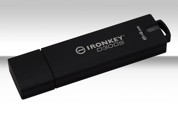 Kingston IronKey D300S, mobilità in totale sicurezza