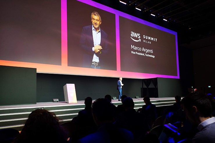 AWS Summit, Amazon guida la rivoluzione cloud