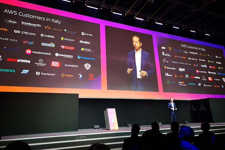 AWS Summit, Amazon guida la rivoluzione cloud