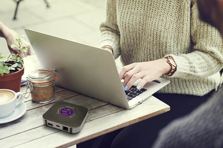 Netgear ha deciso di ampliare la serie mobile router con M2 e M5
