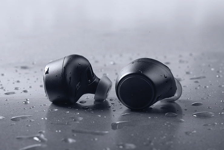 Creative presenta le nuove cuffie in-ear wireless Outlier Air Creative presenta le nuove cuffie in-ear wireless Outlier Air