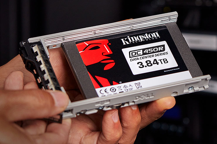 Kingston DC450R, storage veloce per alti carichi di lettura