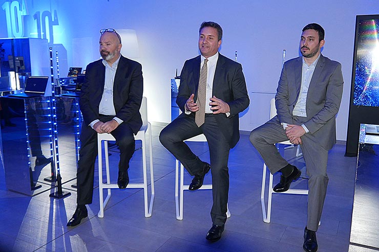 Intel e il PC del futuro: portatile, intelligente, sempre pronto