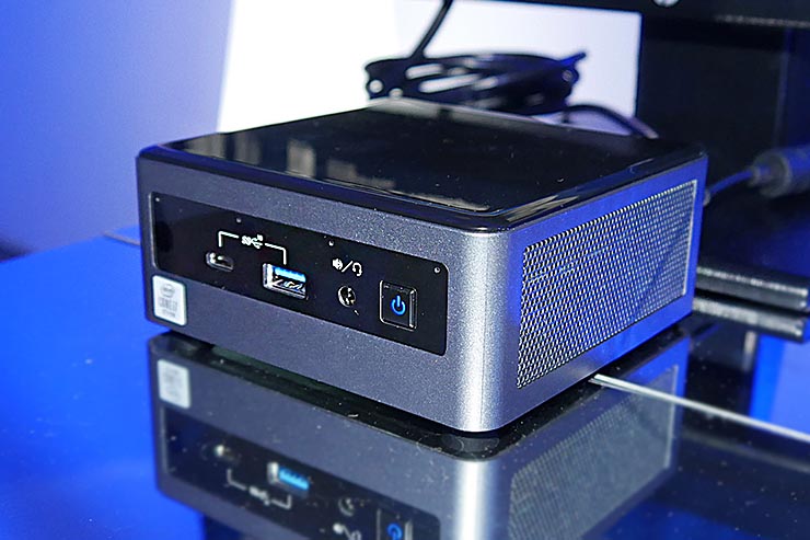Intel e il PC del futuro: portatile, intelligente, sempre pronto