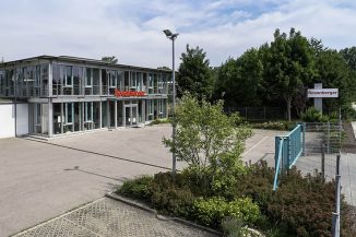 Rosenberger cresce nei datacenter e acquisisce Hau GmbH & Co