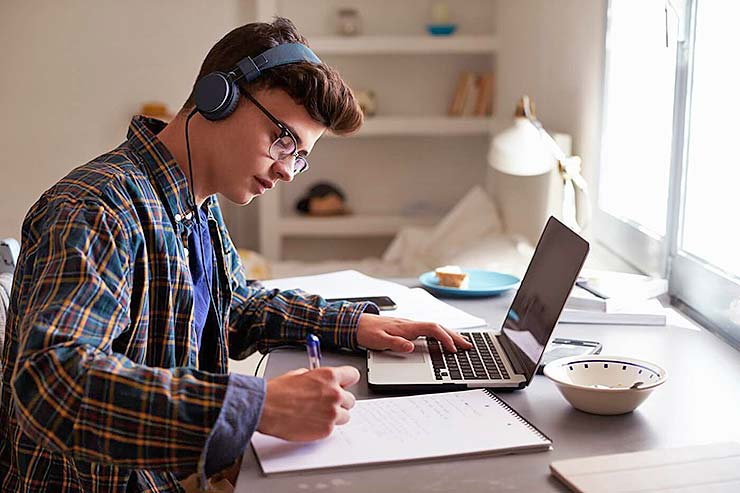 Acer tutor giovani talenti
