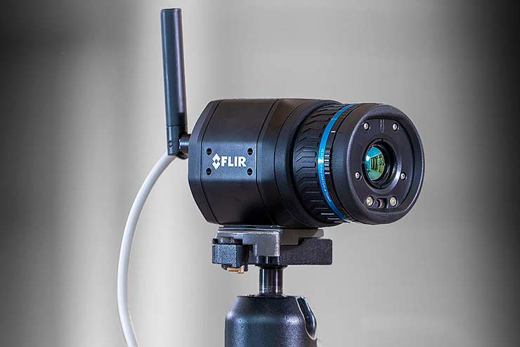 https://www.rinnovabilierisparmio.it/2020/04/17/salute-e-monitoraggio-termografico-ecco-flir-a400-a700/