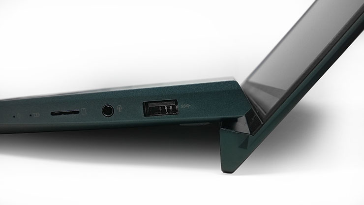 Notebook dual-display per lavoro