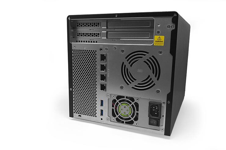 QNAP TS-h686