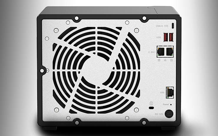 QNAP TS-h973AX