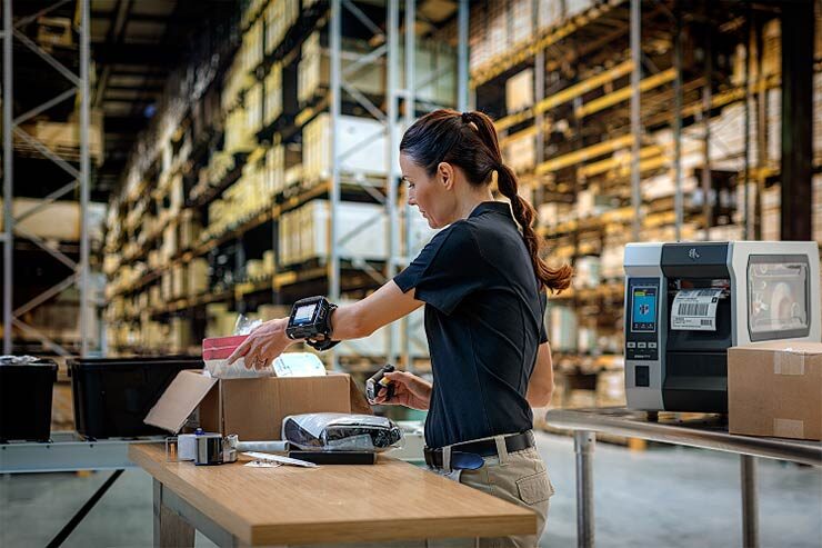 Accordo Ricoh e Zebra per dare servizi gestiti per la stampa su etichette