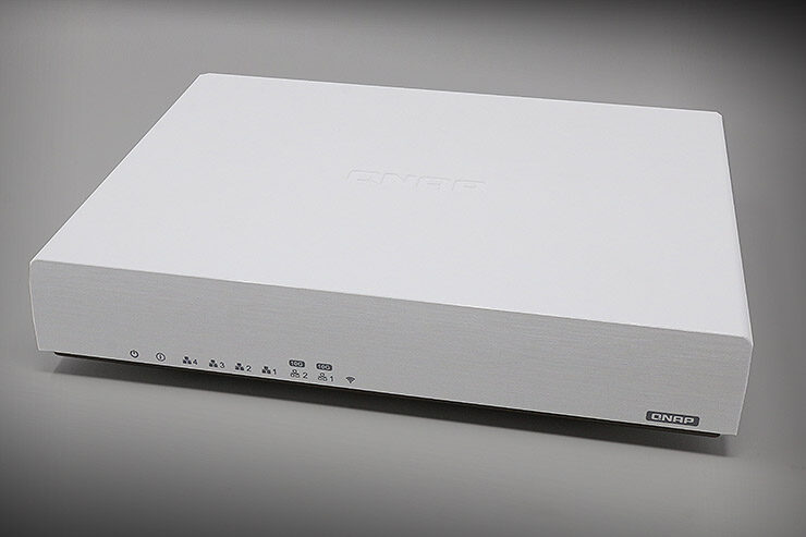 Router SD-WANQNAP: ricerca e sviluppo QNAP QHora-301W