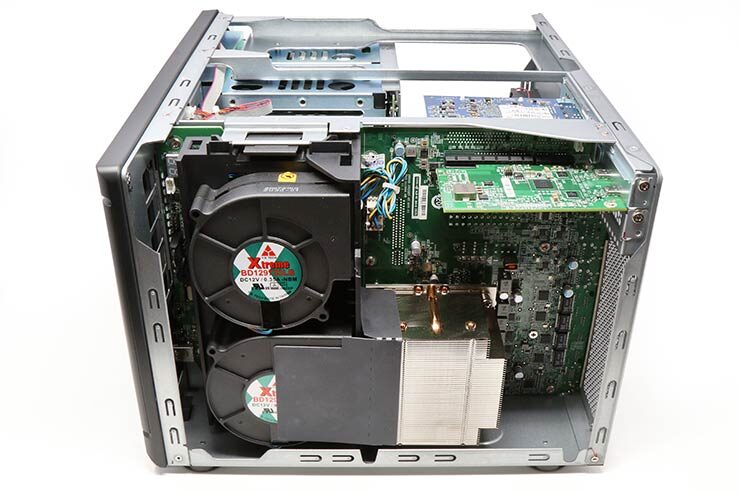 NAS QNAP TVS-h1228X
