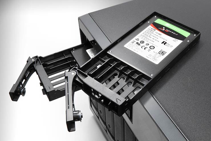 NAS QNAP
