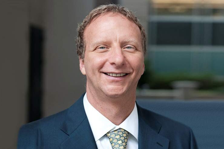 centralizzare AWS-Mark-Schwartz Centralizzare o decentralizzare? Mark Schwartz, AWS